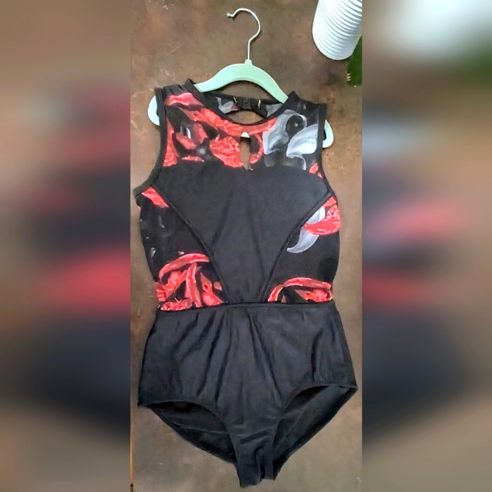 Black and Red Sleeveless Leotard Oh La La